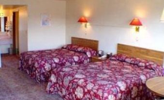 Golden Oak Inn Lewiston - Housity