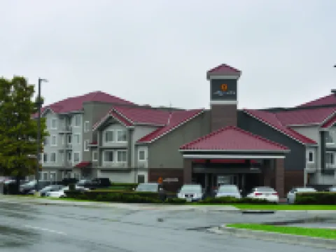 La Quinta Inn & Suites by Wyndham Fort Worth North Hotels in der Nähe von Fort Worth Herd Longhorn Cattle Drive