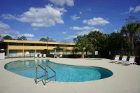 Baymont by Wyndham Daytona Beach/Intl Speedway Hotels in Daytona Beach