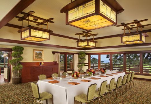 호텔 수영장 시설