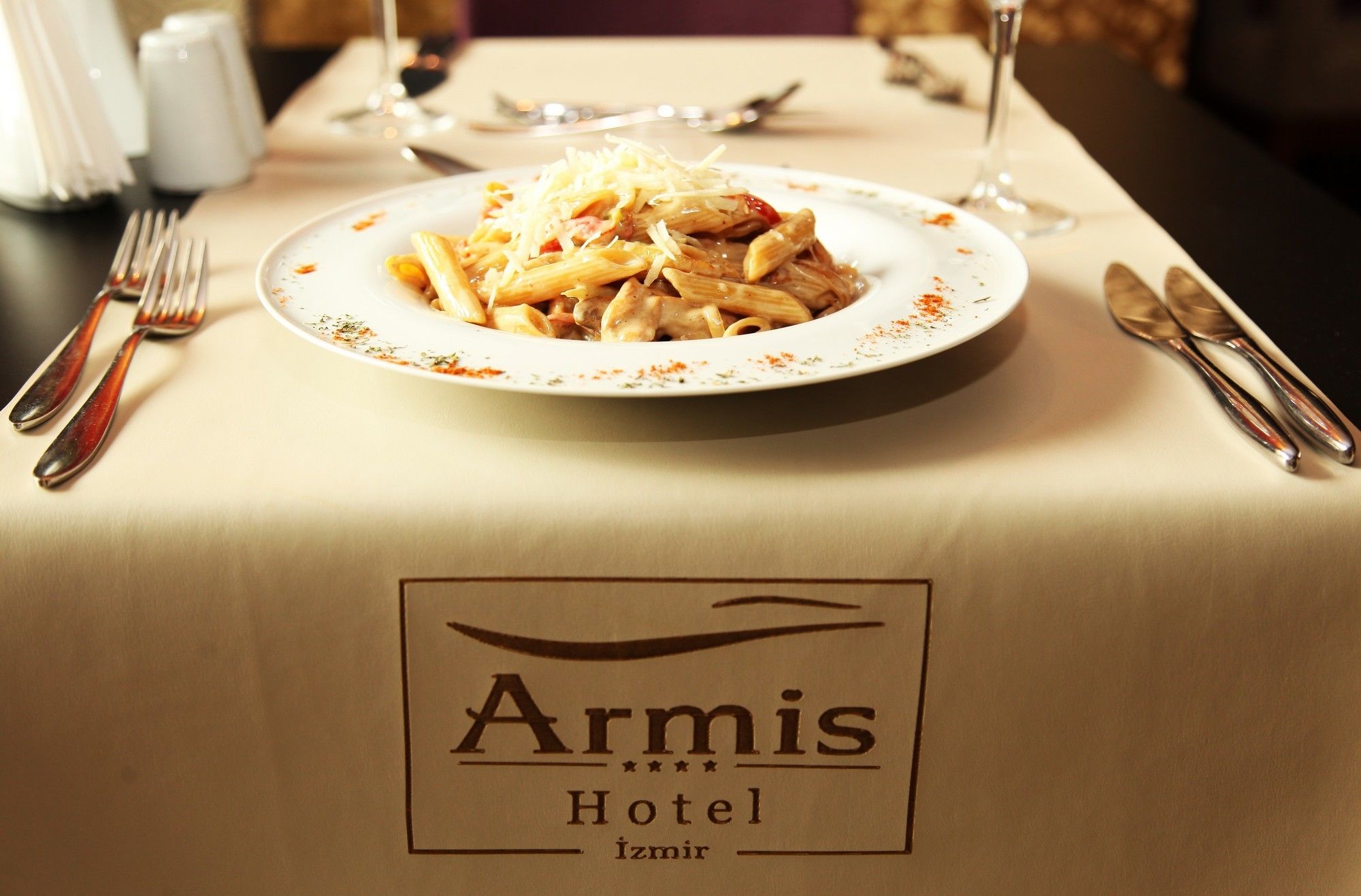 Armis Hotel