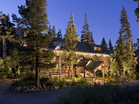 Tamarack Lodge & Resort