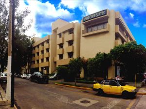 AURORA SUITES (Hotel en zona Expo Guadalajara)