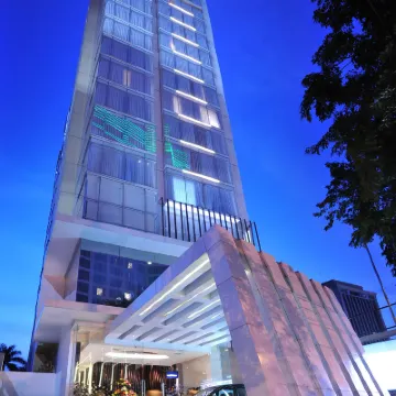 Midtown Hotel Hotel dekat Stasiun Kereta Gubeng
