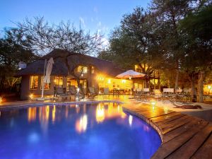 Mvuradona Safari Lodge