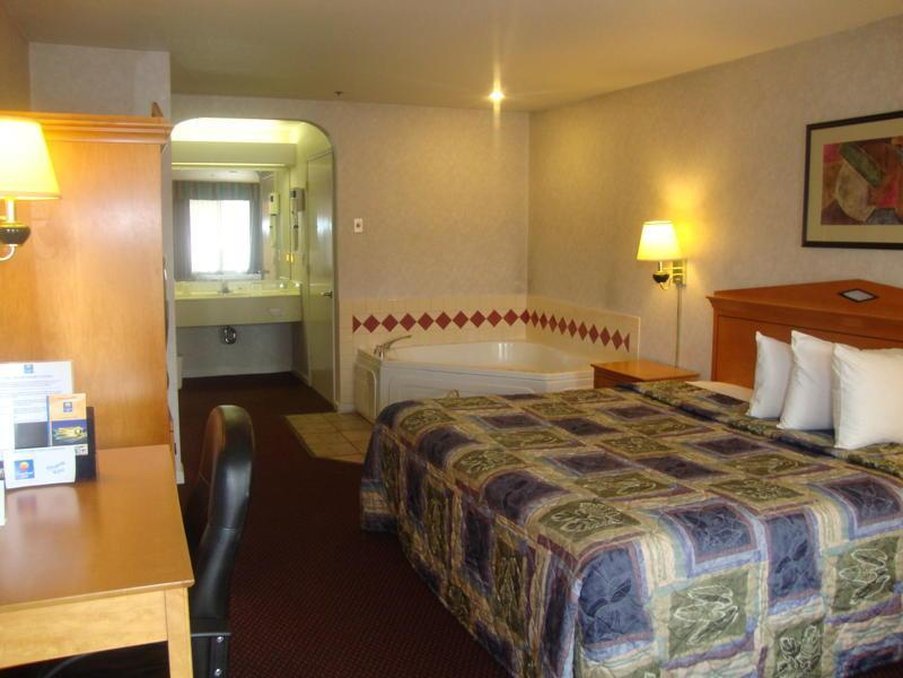 Americas Best Value Inn Manteca