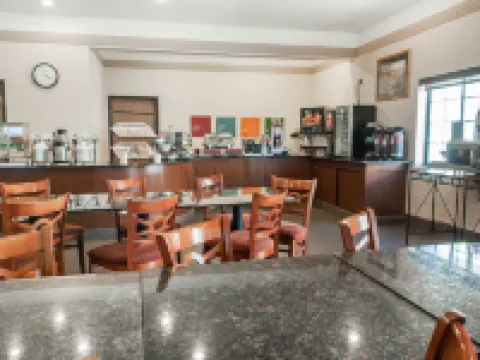 Comfort Inn & Suites Alamosa Hotels in Alamosa