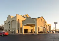 Comfort Inn Opelika - Auburn Hotels in Opelika