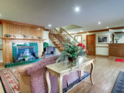 伊克諾旅館套房酒店 弗洛伍德酒店