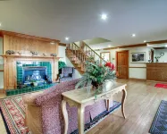 伊克諾旅館套房飯店