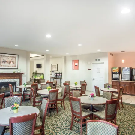 Comfort Suites Rochester Henrietta University Area