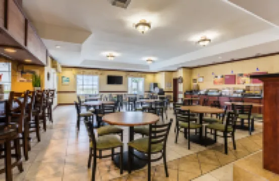 Comfort Suites Hotels in Galveston