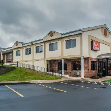 Econo Lodge Dewitt I-90