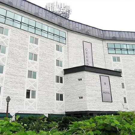 Ulsan Jeonjadong the Van Hotel Отели рядом с достопримечательностью «Каменная балка Юпо»