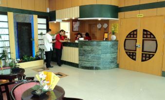3. Hotel So..