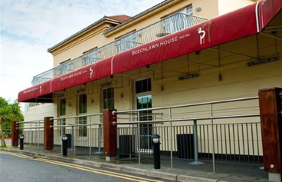 山毛櫸草坪別墅酒店