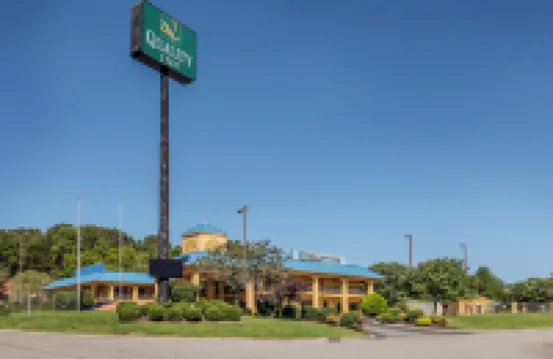 Travelodge by Wyndham Knoxville East Hotels in Knox County