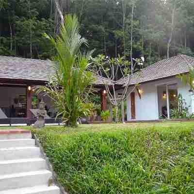 Koyao Bay Pavilions Hotel Exterior