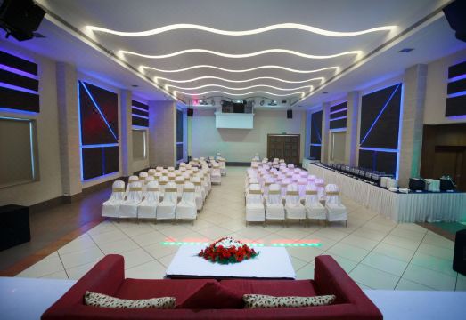 4. 호텔 엘리트 팔..