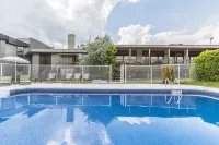 Quality Hotel & Suites Hotels in Sherbrooke