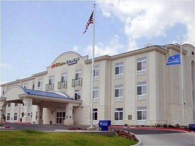 Holiday Inn Express Hotel and Suites Bastrop, an Ihg Hotel