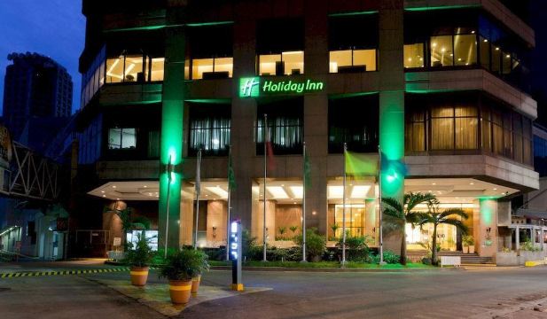 홀리데이 인 마닐라 갤러리아