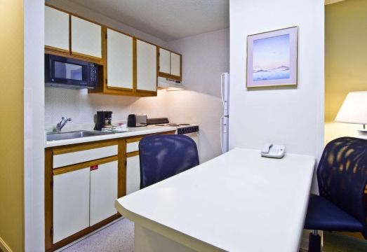 Extended Stay America Suites Red Bank Middletown Tinton Falls Updated 22 Room Price Reviews Deals Trip Com