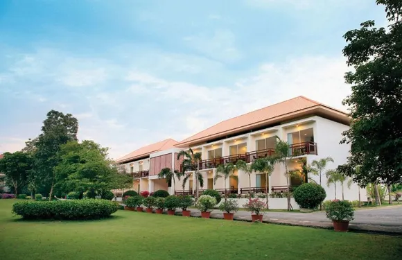 清邁河濱花園度假村