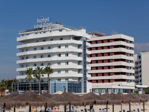 Sea Lion Hotel