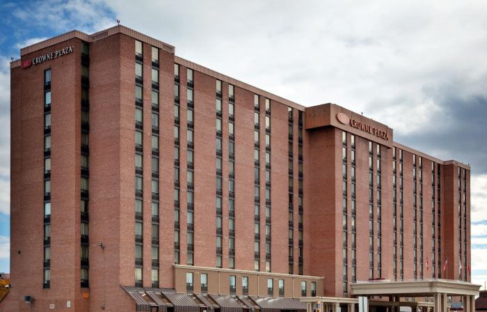 Crowne Plaza TORONTO AIRPORT by IHG