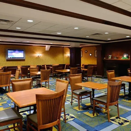 Hampton Inn Long Island-Brookhaven