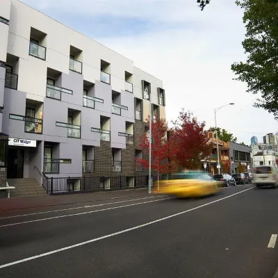 ควอลิตี้ อพาร์ตเมนต์ นอร์ท เมลเบิร์น โรงแรมใกล้Forum Melbourne