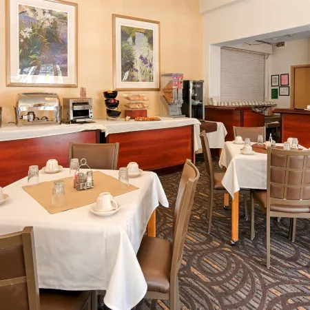 Best Western Posada Royale Hotel & Suites