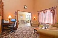 Econo Lodge Inn & Suites Fairview Heights St Louis