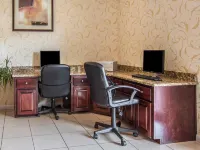 Quality Inn & Suites Near Lake Eufaula Hotels in Eufaula