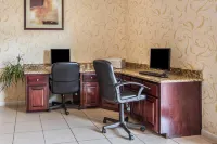 Quality Inn & Suites Near Lake Eufaula