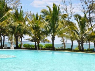 Villas Right on the Beach Belle Mare