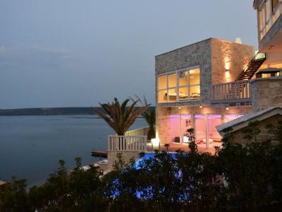 Villa CaMa