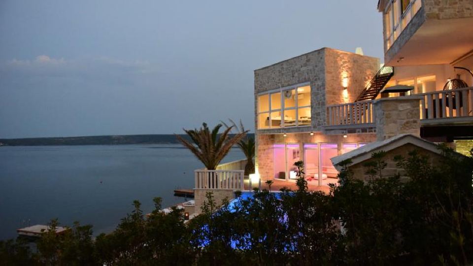 Villa CaMa