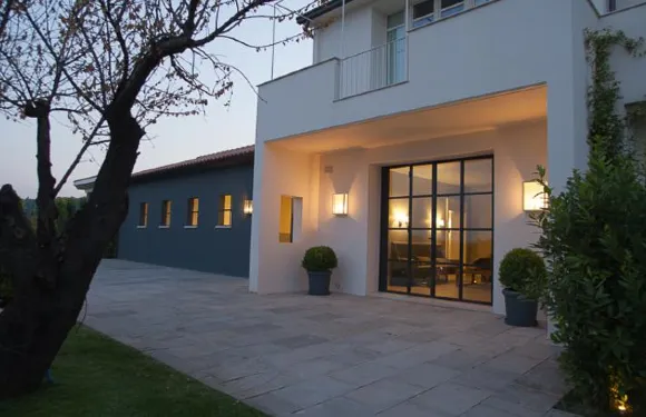 拉徹伍比安卡鄉村民宿