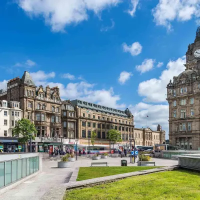 Motel One Edinburgh-Princes Hotels near Edinburgh Old Town