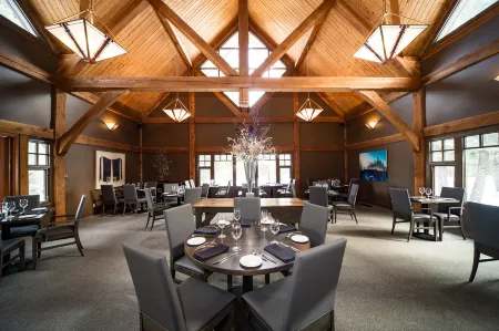 Buffalo Mountain Lodge