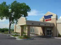 Fairfield Inn & Suites Belleville Hôtels à : Belleville