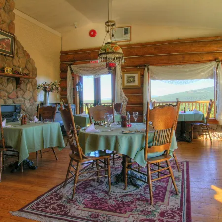 Spruce Hill Resort & Spa