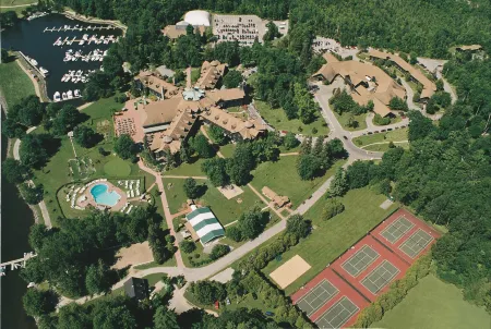 Fairmont le Château Montebello