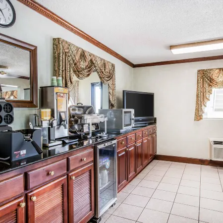 Quality Inn & Suites Dublin