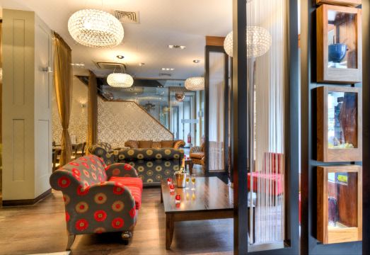 메트리즈 호텔 마이다 베일