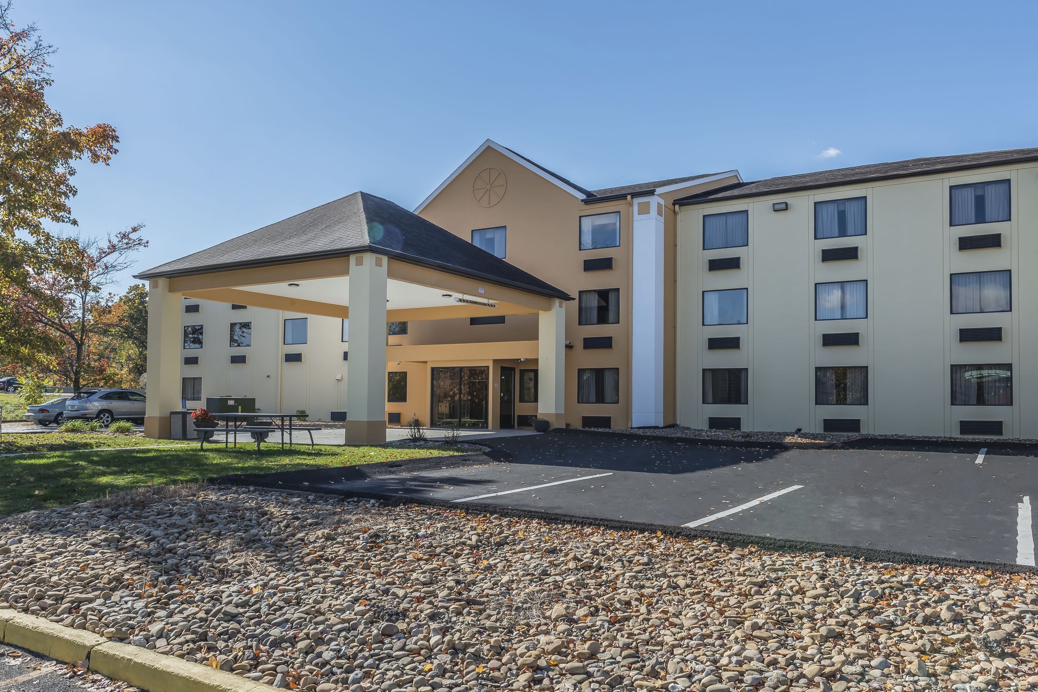 Quality Inn & Suites Harmarville