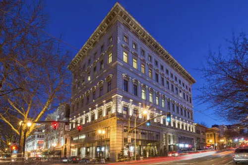 Sentinel Hotel - 5-Star