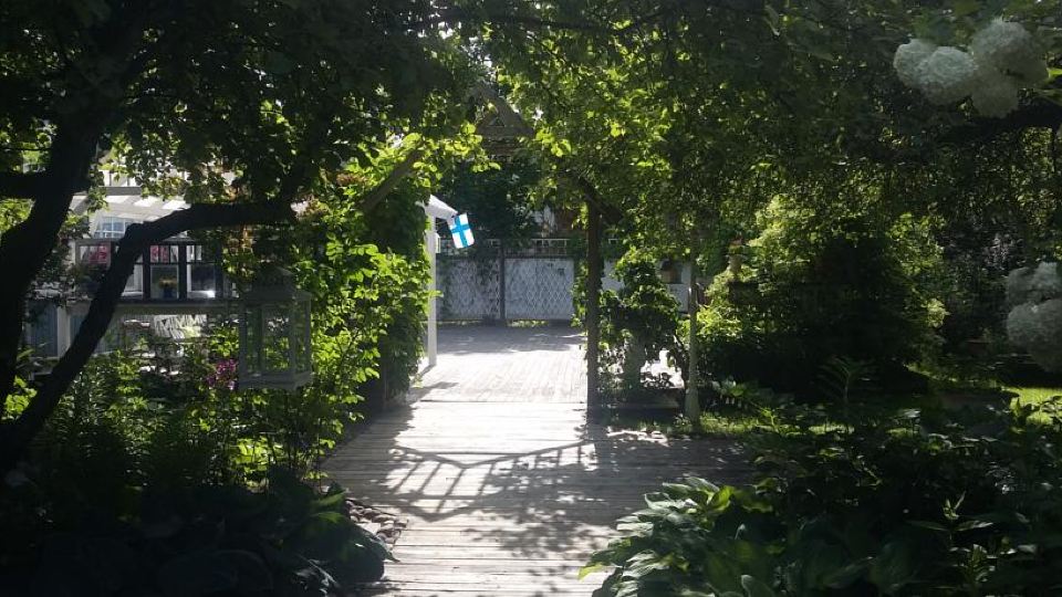 Lovely Mint Garden Studio